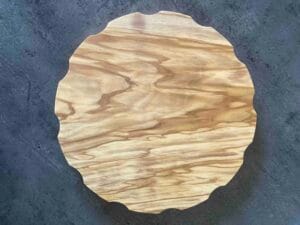 jeu du solitaire en olivier création Woody Woods Design entreprise individuelle française de création de jeux en bois (Gard) jeu en vente sur le site : www.woody-woods-design.fr