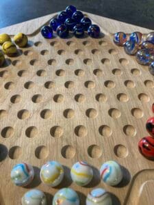 jeu des Dames Chinoises en chêne création Woody Woods Design entreprise individuelle française de création de jeux en bois (Gard) jeu en vente sur le site : www.woody-woods-design.fr