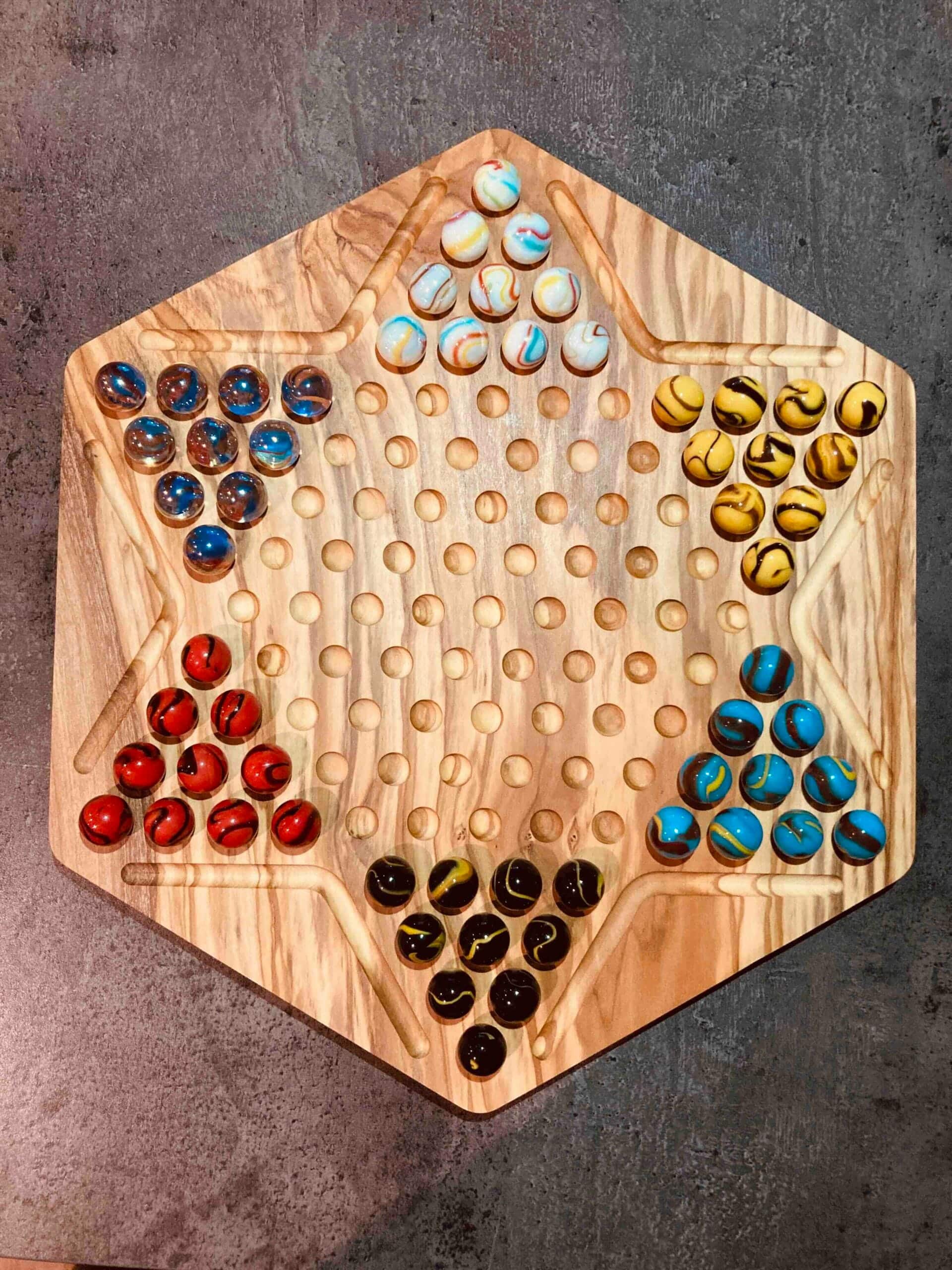 jeu des Dames Chinoises en olivier création Woody Woods Design entreprise individuelle française de création de jeux en bois (Gard) jeu en vente sur le site : www.woody-woods-design.fr
